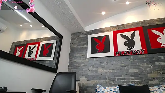 Snapshot of dayadubey_ chatting on December 2025 10:03:02 AM dayadubey online show from December 2025 10:03:02 AM