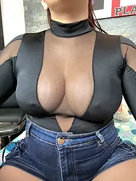 Snapshot of dayadubey_ chatting on July 2026 11:32:01 AM dayadubey online show from July 2026 11:32:01 AM