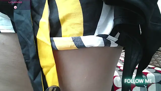 dayadubey  online show from October 2025 10:06:01 AM