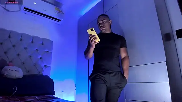 Snapshot of juande_24 chatting on October 2025 05:42:02 AM juande 24 online show from October 2025 05:42:02 AM