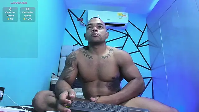 Snapshot of juande_24 chatting on March 2026 04:00:02 PM juande 24 online show from March 2026 04:00:02 PM