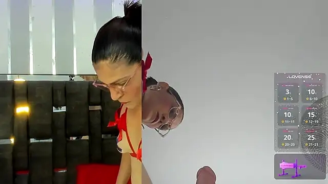 Snapshot of KatteMoss chatting on March 2025 08:42:02 PM KatteMoss online show from March 2025 08:42:02 PM