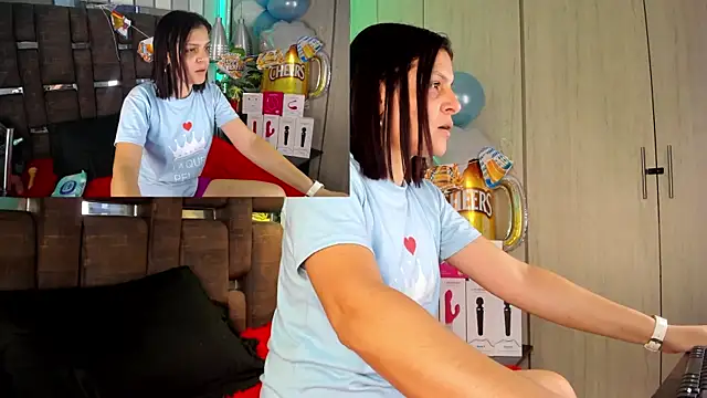 Snapshot of KatteMoss chatting on September 2025 08:48:01 PM KatteMoss online show from September 2025 08:48:01 PM