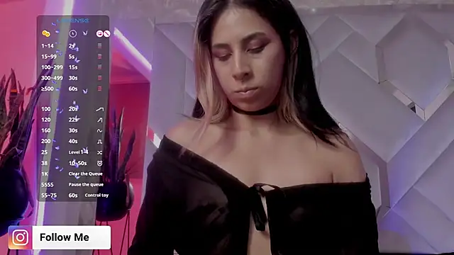 Sara Foxx1 online show from October 2025 06:14:01 AM