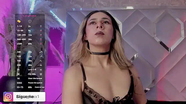 Sara Foxx1 online show from November 2025 10:47:01 PM