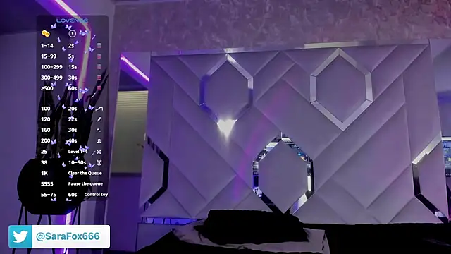 Sara Foxx1 online show from September 2025 07:20:02 PM