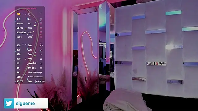 Sara Foxx1 online show from April 2026 11:00:02 PM