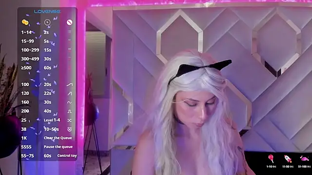 Sara Foxx1 online show from September 2025 08:31:02 PM