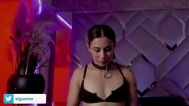 Sara Foxx1 online show from December 2025 08:53:02 PM