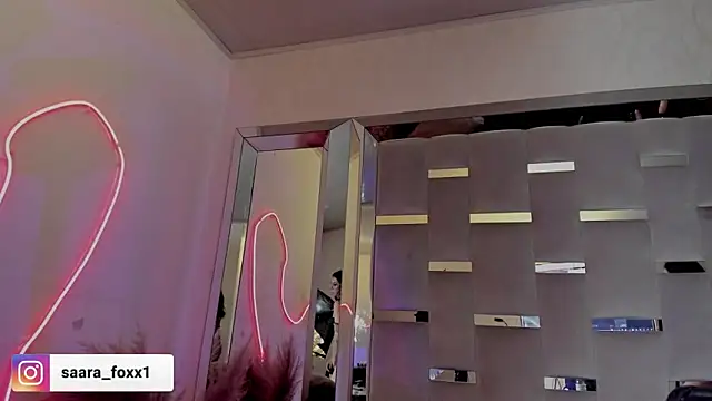 Sara Foxx1 online show from May 2026 07:33:01 PM