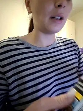 Perversdemlni online show from November 2025 10:19:01 AM