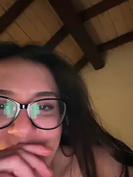 Snapshot of Its_Jade chatting on January 2025 09:52:02 PM Its Jade online show from January 2025 09:52:02 PM