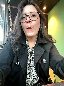 Snapshot of Its_Jade chatting on October 2025 04:06:01 PM Its Jade online show from October 2025 04:06:01 PM