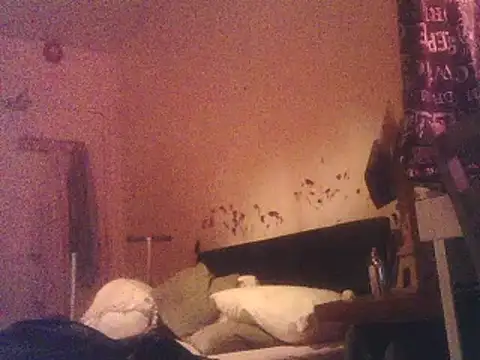 Snapshot of DaddyQuimHot chatting on March 2025 06:32:01 AM DaddyQuimHot online show from March 2025 06:32:01 AM