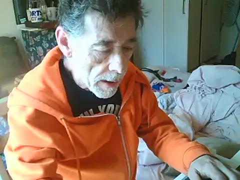 Snapshot of DaddyQuimHot chatting on February 2025 10:00:01 AM DaddyQuimHot online show from February 2025 10:00:01 AM