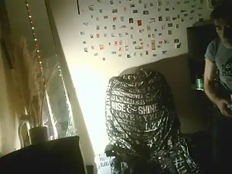 Snapshot of DaddyQuimHot chatting on February 2025 07:21:01 AM DaddyQuimHot online show from February 2025 07:21:01 AM