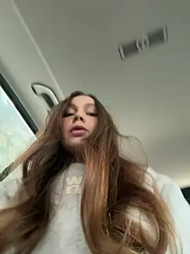 nicole111 online show from February 2026 06:56:02 AM