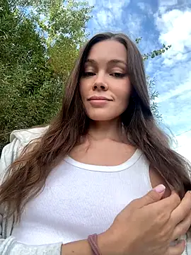 Snapshot of nicole111 chatting on September 2025 12:05:01 PM nicole111 online show from September 2025 12:05:01 PM
