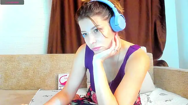 Leila purr18 online show from September 2025 08:26:02 AM
