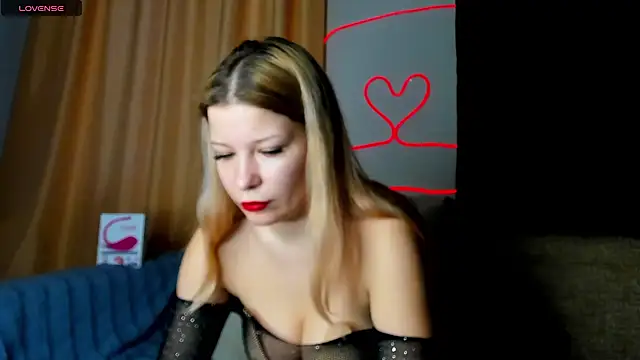 Leila purr18 online show from March 2025 06:38:02 AM