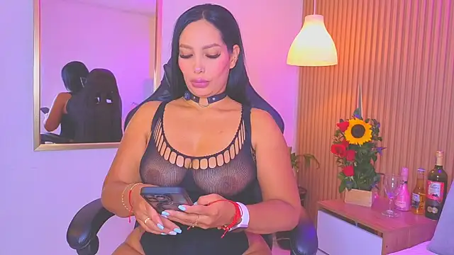 Dakota diaz  online show from March 2026 07:49:01 PM