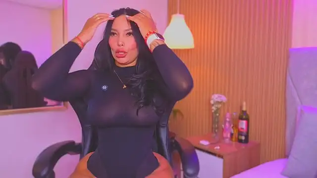 Dakota diaz  online show from March 2026 07:59:02 PM