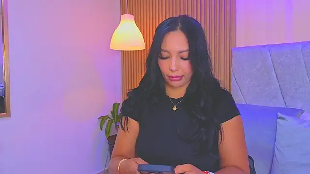 Dakota diaz  online show from April 2026 08:10:02 PM