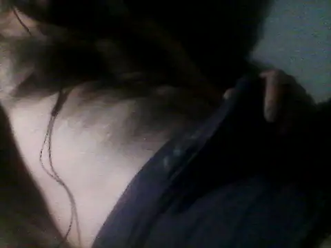 Snapshot of MORENOGOSTOSO12345 chatting on March 2026 04:33:01 AM MORENOGOSTOSO12345 online show from March 2026 04:33:01 AM