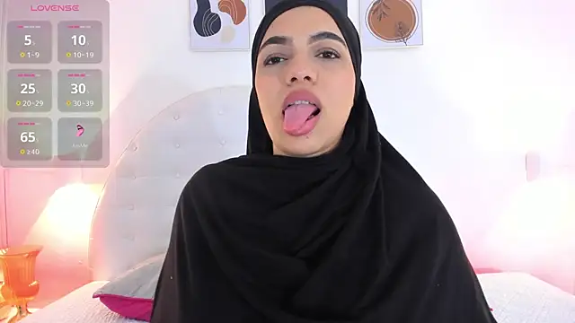 Snapshot of Umarani_ chatting on December 2025 06:39:02 PM Umarani online show from December 2025 06:39:02 PM