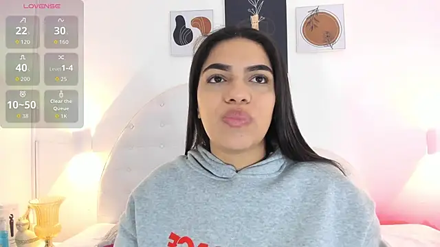 Snapshot of Umarani_ chatting on November 2025 11:36:01 AM Umarani online show from November 2025 11:36:01 AM