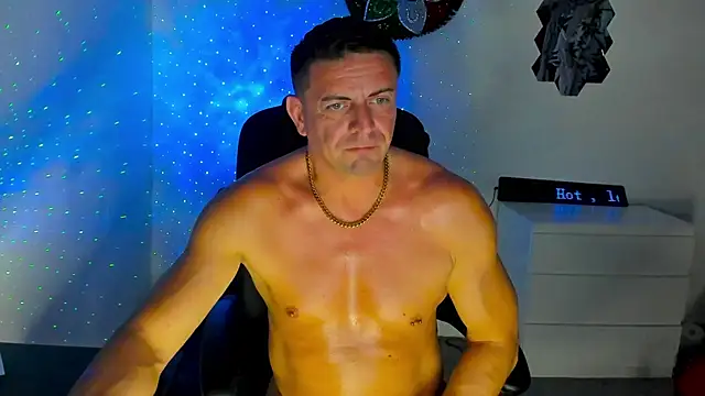 petr37pol online show from June 2026 10:09:02 PM