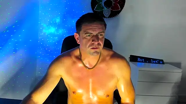 petr37pol online show from April 2026 08:53:02 PM