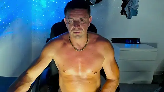 petr37pol online show from July 2026 09:43:02 PM