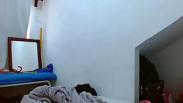 tomboyblue online show from November 2025 06:08:01 PM