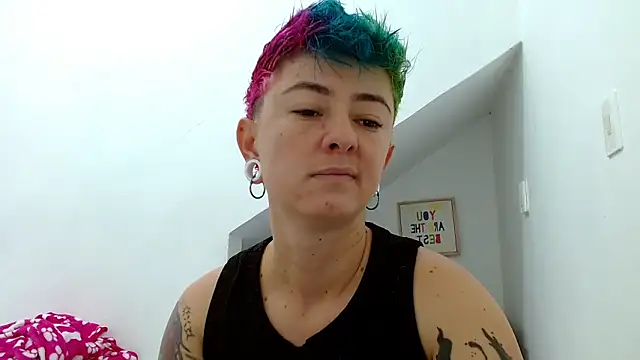 tomboyblue online show from November 2025 02:53:02 PM