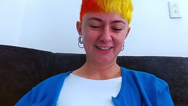 tomboyblue online show from December 2025 03:59:02 PM