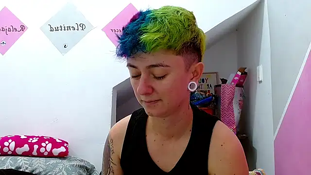 tomboyblue online show from October 2025 04:40:02 PM
