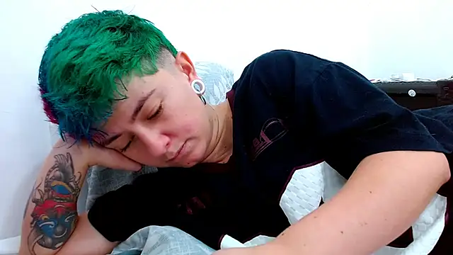 tomboyblue online show from November 2025 03:27:02 PM