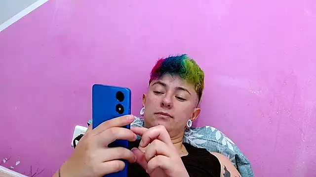 tomboyblue online show from October 2025 12:03:01 AM