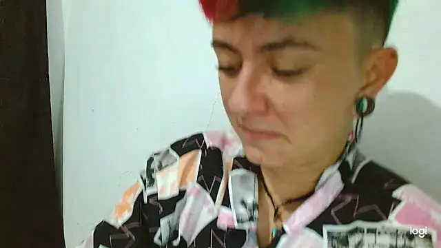 tomboyblue online show from February 2025 07:23:01 AM