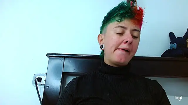 tomboyblue online show from February 2025 08:33:02 PM