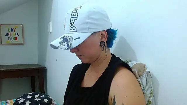 tomboyblue online show from March 2026 11:38:01 PM