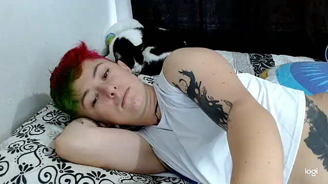 tomboyblue online show from March 2025 08:53:01 PM