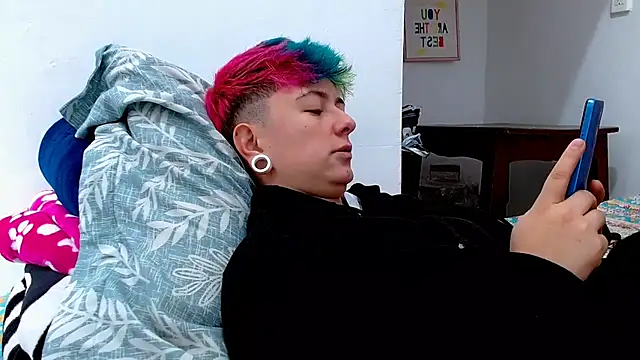 tomboyblue online show from October 2025 01:45:02 PM