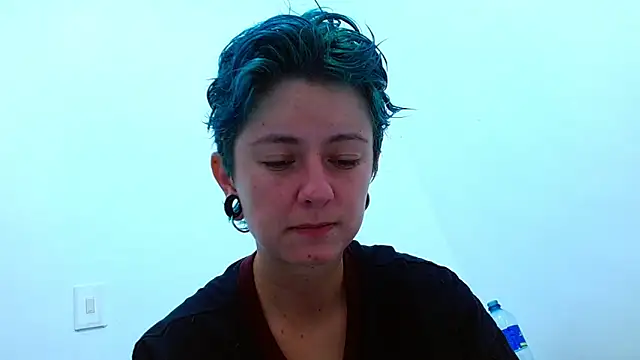 tomboyblue online show from March 2026 06:54:01 PM