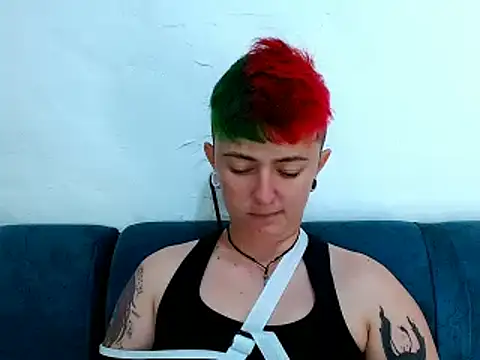 tomboyblue online show from March 2025 03:25:02 PM