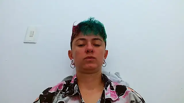 tomboyblue online show from December 2025 04:24:02 PM