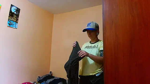 tomboyblue online show from July 2026 06:26:01 PM