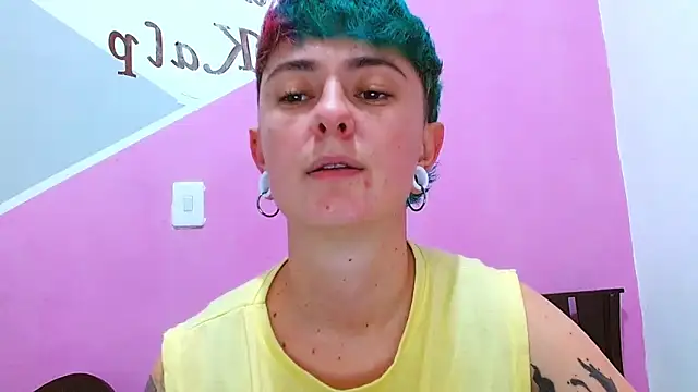 tomboyblue online show from December 2025 08:04:02 PM