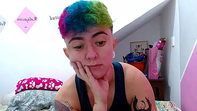tomboyblue online show from October 2025 12:33:01 AM